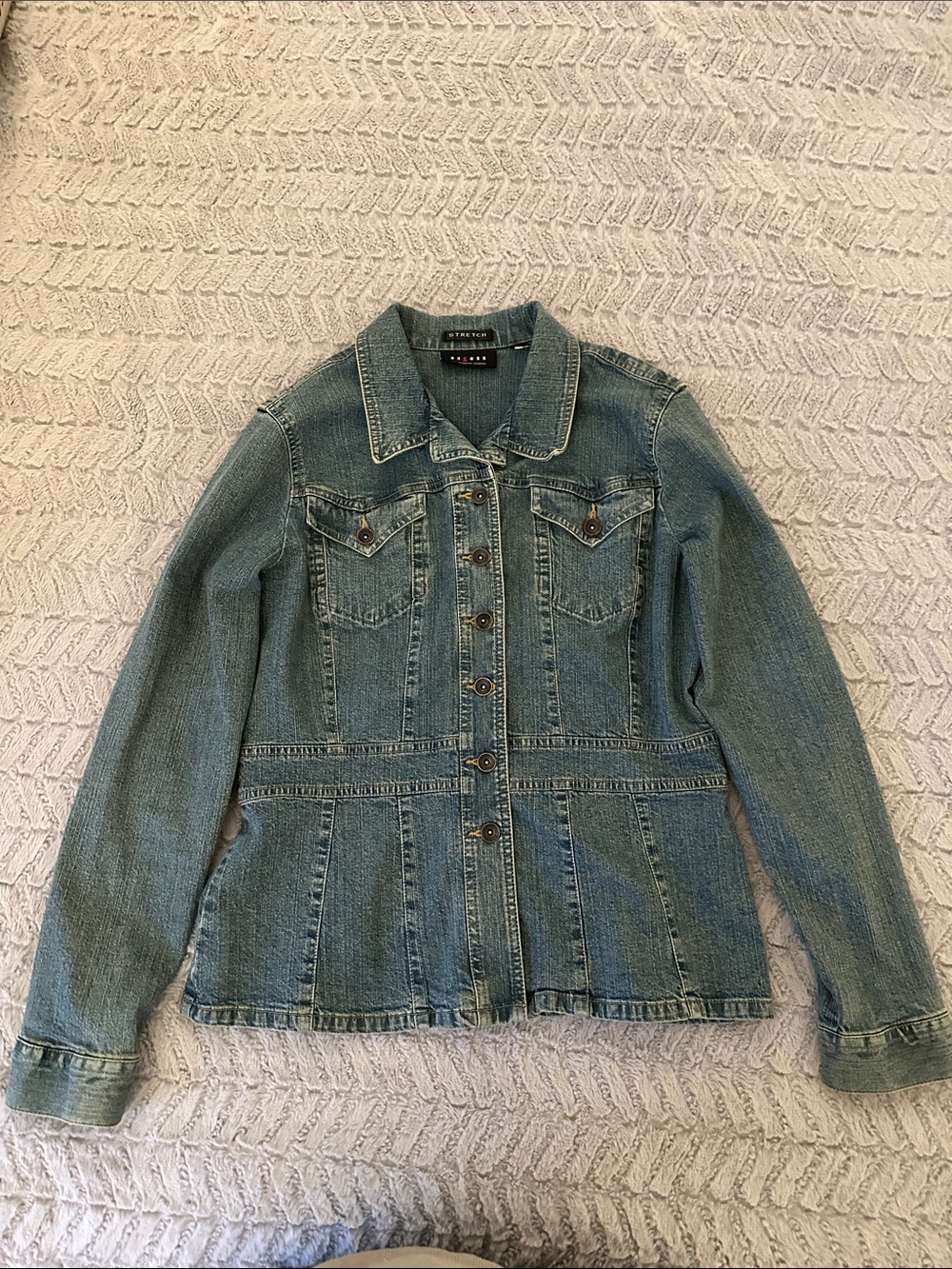 Axcess a Liz Clairborne Co-  Light Blue Denim Jacket Size L